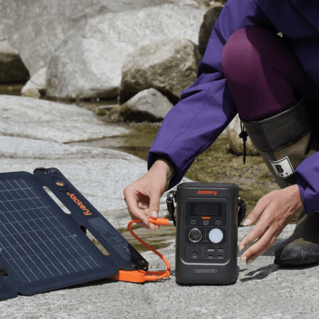 Jackery Explorer 300D Power Station 288Wh + SolarSaga Solar Panel 40W - POWER FIT SHOP — Powering Preparedness, Health &amp; Home