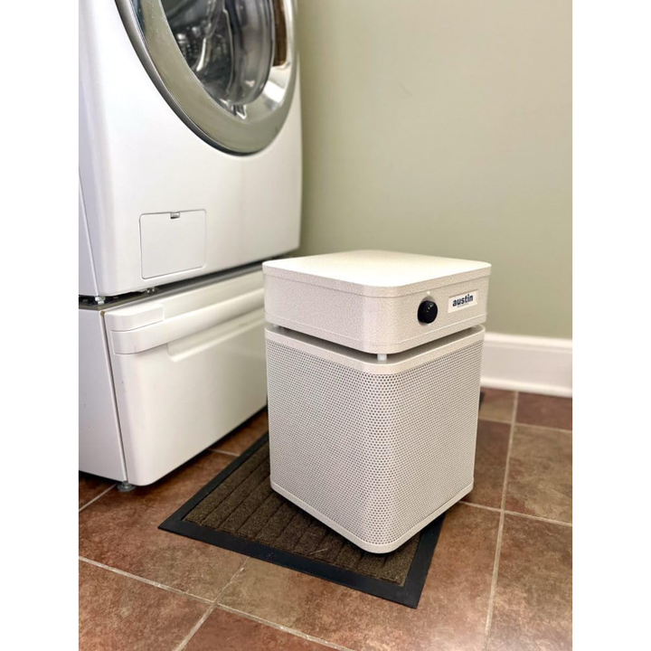 Austin Air HealthMate Plus Junior HEPA – 110–120V (USA Model) – Sandstone