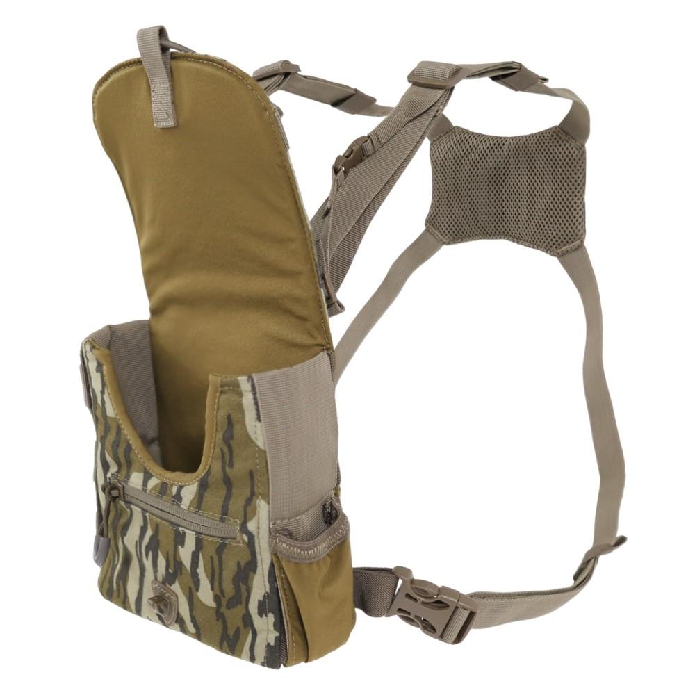 Chattanooga Muddy Pro Series binocular harness in Mossy Oak Bottomland camouflage, lightweight and durable outdoor binocular case.