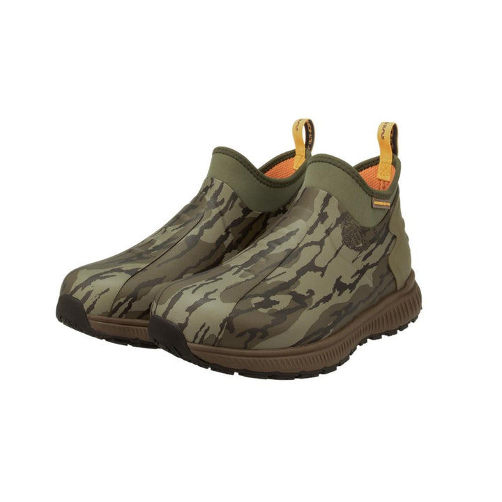 Chattanooga Muddy DV8 ankle boot in Mossy Oak Bottomland camouflage, size 11D, outdoor footwear with rugged, comfortable design.