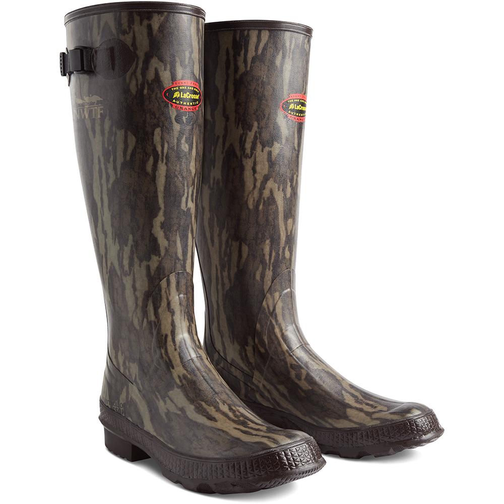 Chattanooga LaCrosse Grange 18 NWTF Mossy Oak Original Bottomland hunting boots, size 8, rugged outdoor footwear with camo pattern.