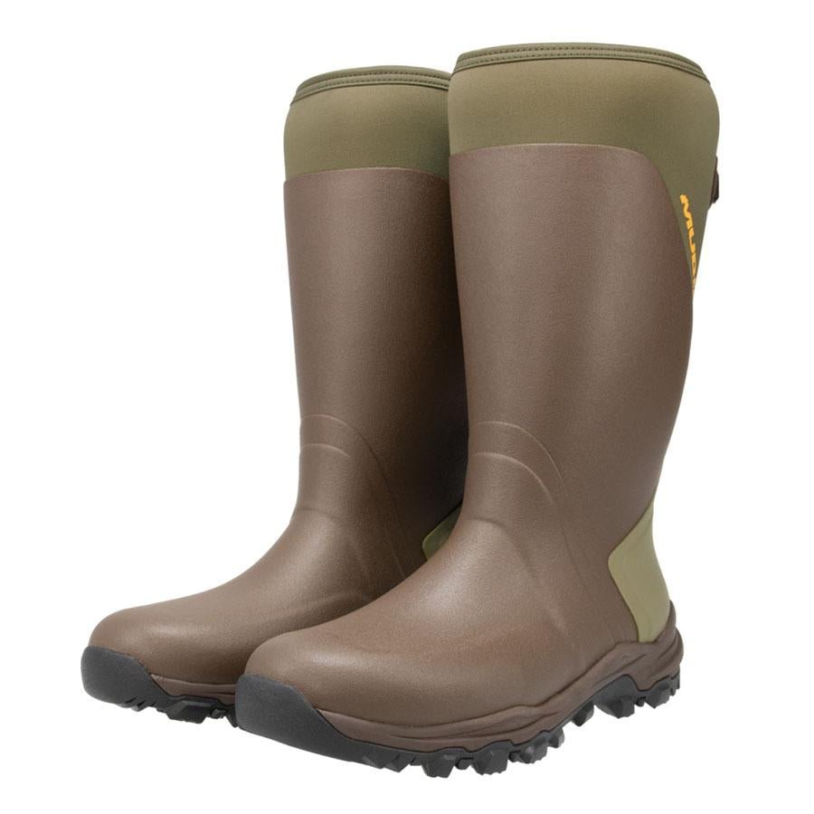 Chattanooga Muddy DV8 17-inch non-insulated outdoor boots in clay color, size 7D, rugged footwear for outdoor use.