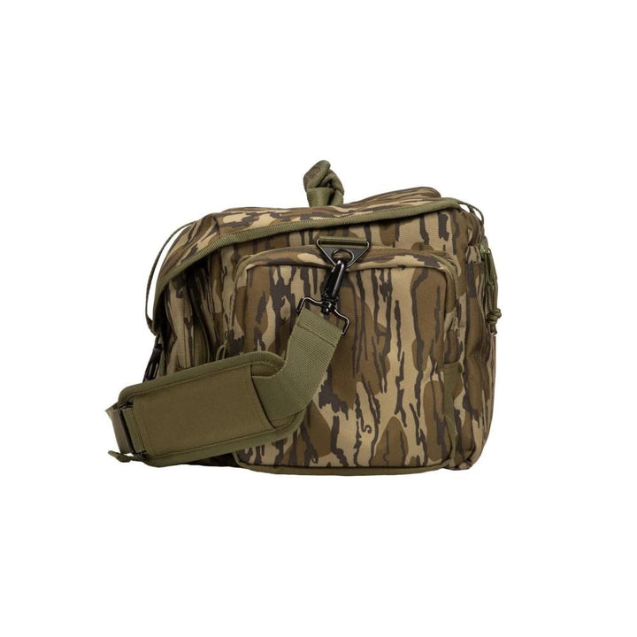 Chattanooga Higdon Outdoors Mossy Oak Bottomland blind bag for gear storage, durable decoy and dry bag with carrying handle.