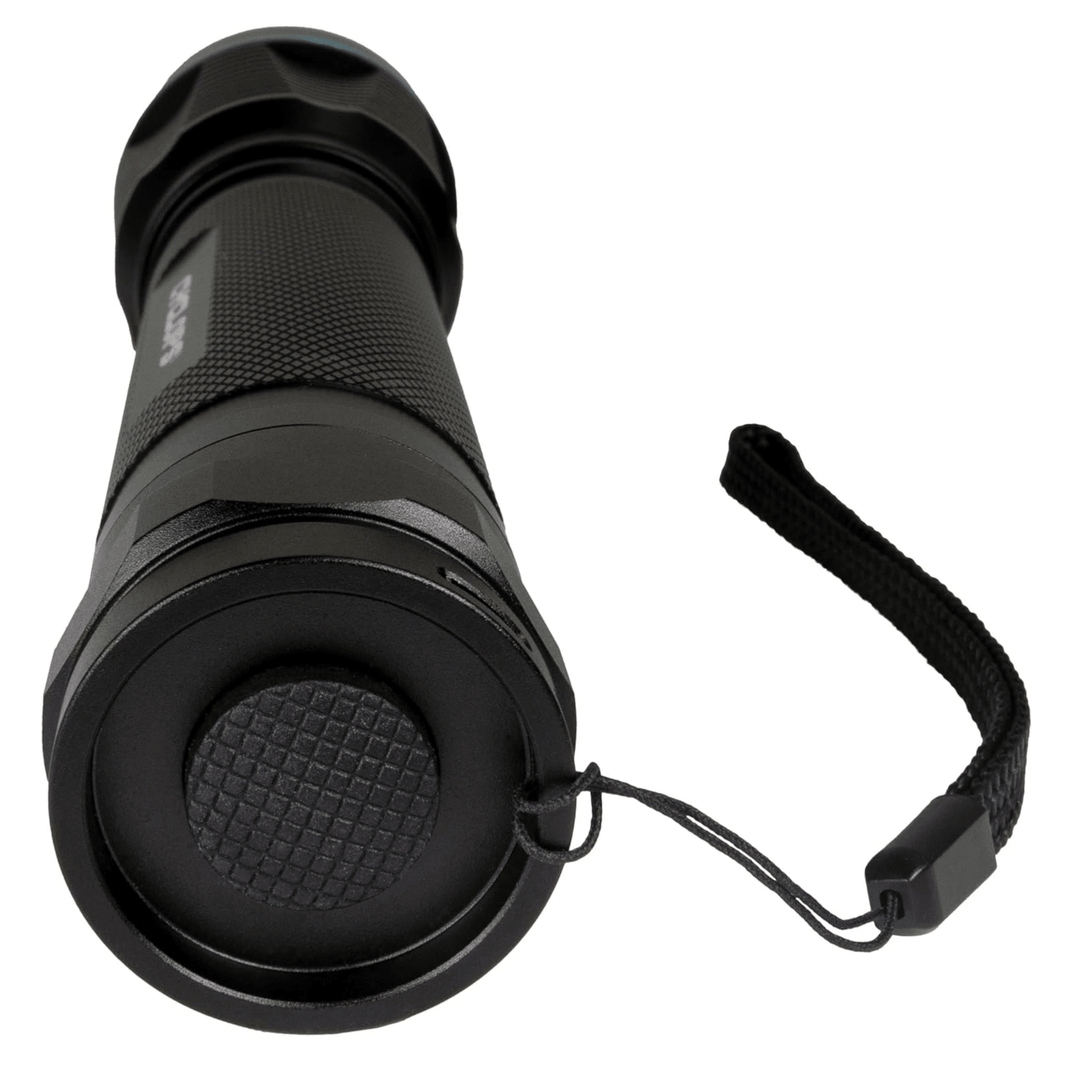 Chattanooga Cyclops Brontes 2K flashlight with 2000 lumens, black handheld LED flashlight, durable and powerful for outdoor use