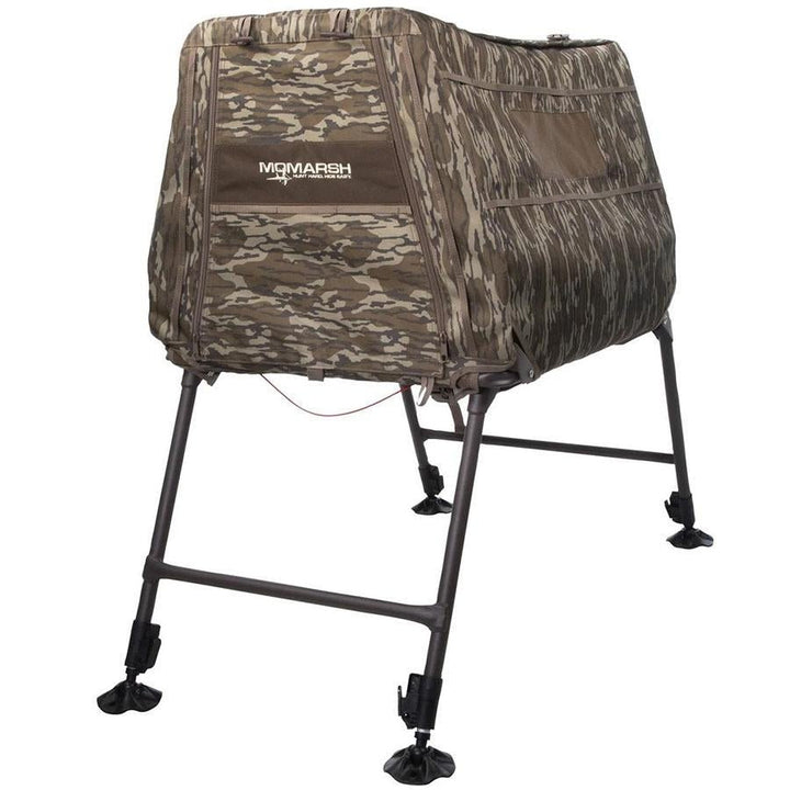 Chattanooga Higdon Outdoors Invisilab dog blind in Mossy Oak Bottomland camouflage, portable shelter for hunting or outdoor use.