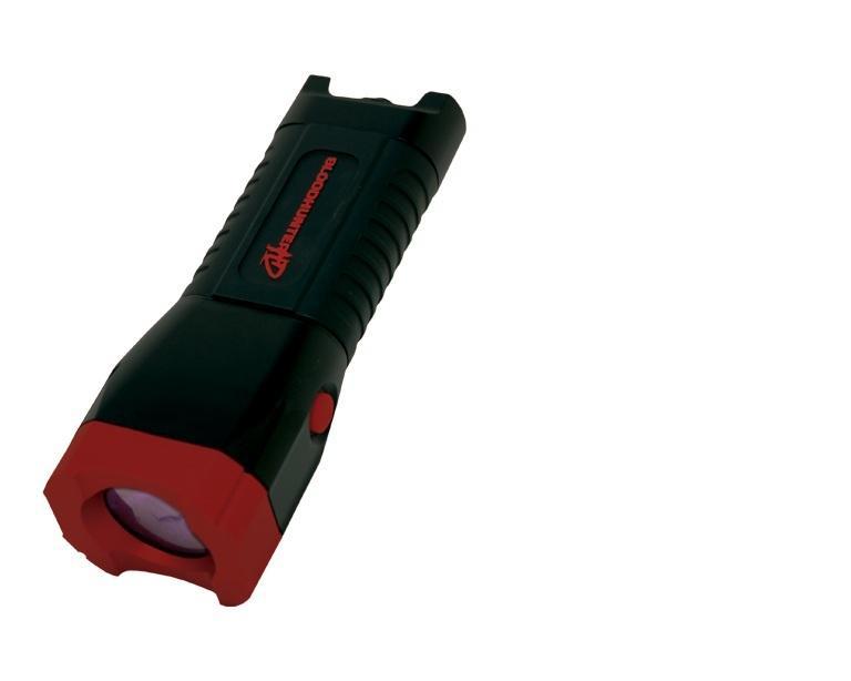 Chattanooga Primos Bloodhunter HD light tracking flashlight with high-visibility LED for outdoor use, designed for outdoor tracking and illumination.