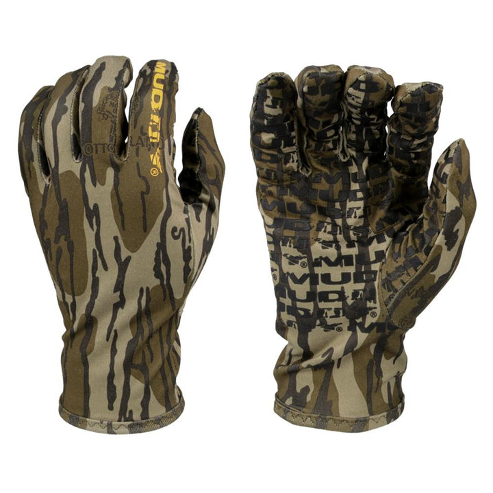 Chattanooga Muddy lightweight fleece gloves in Mossy Oak Bottomland camouflage, XL size, with warm grip fit for outdoor activities