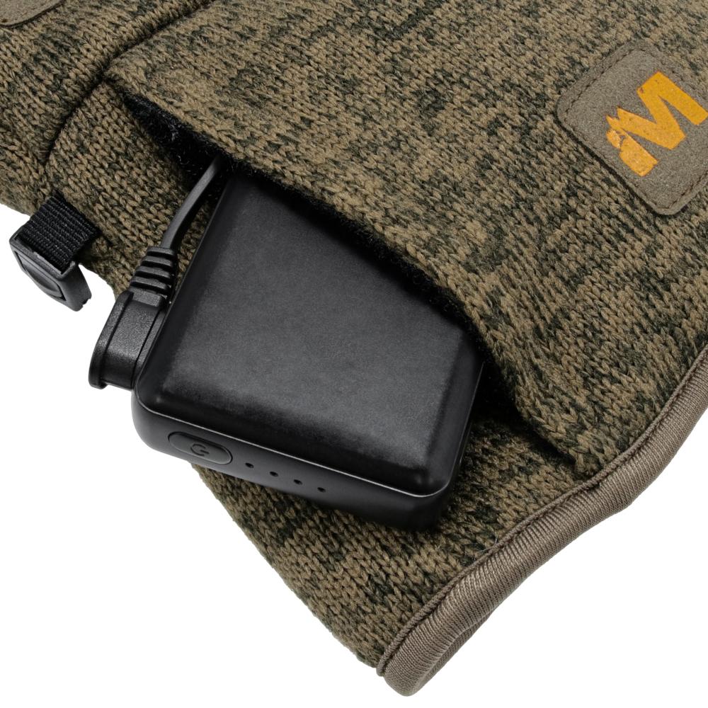 Chattanooga Muddy Outdoors Nucleus heated midweight glove in brown clay, designed for warm comfort and outdoor activities.