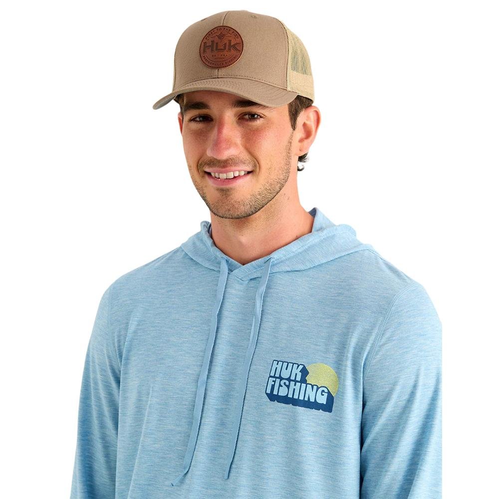 Chattanooga Huk Drift Hoodie Shipyard Heather lightweight long sleeve pullover sweatshirt in size L, featuring a casual, comfortable design.