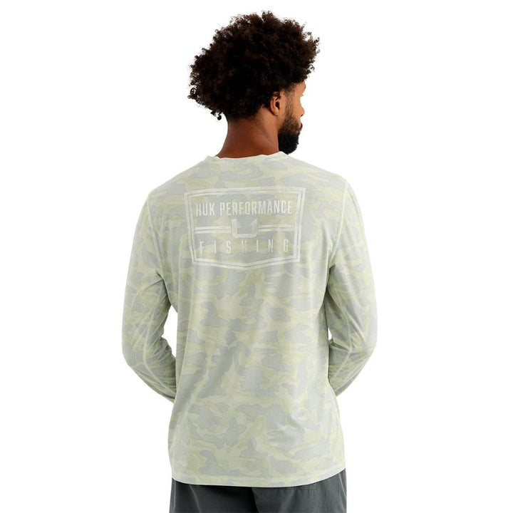 Chattanooga Huk Drift printed long sleeve crew shirt in pale algae, lightweight performance fabric, size M.