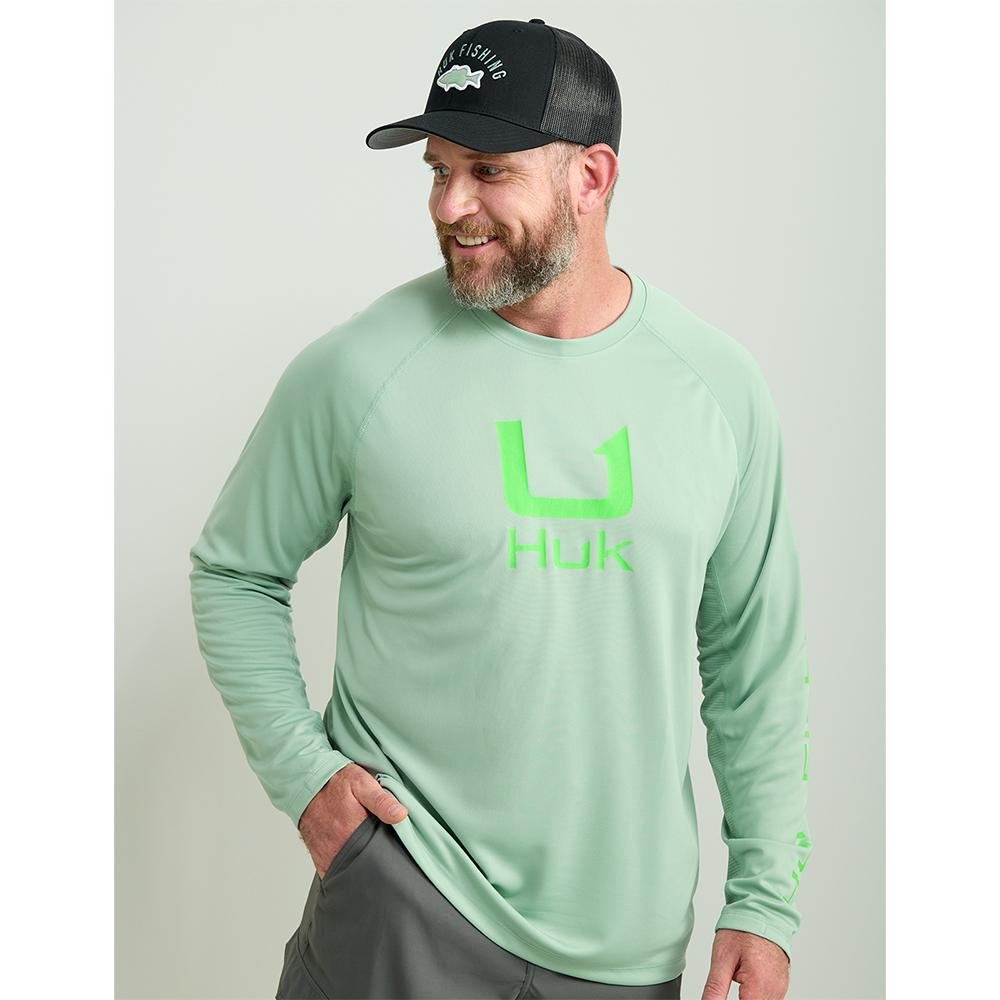 Chattanooga HUK ICON LS Crew long sleeve shirt in fog green, featuring a comfortable fit and casual style.