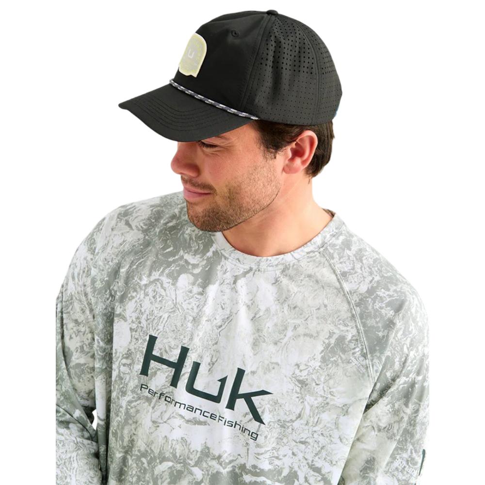Chattanooga HUK Pursuit Mossy Oak printed long sleeve crew shirt in Seagrass color, lightweight and designed for outdoor wear.