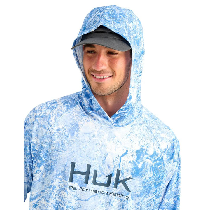 Chattanooga HUK Pursuit Mossy Oak printed hoodie, lightweight Regatta pullover, XXL long sleeve shirt with camouflage pattern.