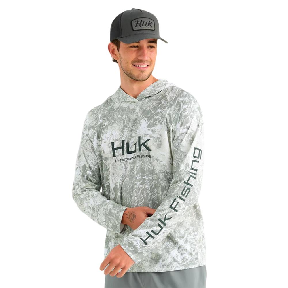 Chattanooga HUK Pursuit Mossy Oak printed lightweight hoodie in Seagrass, size XL, featuring long sleeves and camouflage pattern.