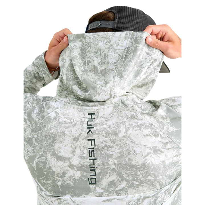 Chattanooga HUK Pursuit Mossy Oak printed hoodie in Seagrass, lightweight pullover, size XL, long sleeve hoodie with camouflage pattern.