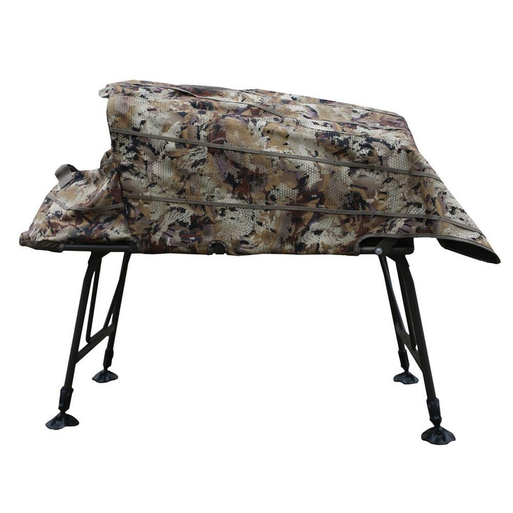 Chattanooga MOmarsh InvisiMan waterfowl blind in Optifade Marsh camo, durable outdoor concealment gear for hunting and wildlife photography.