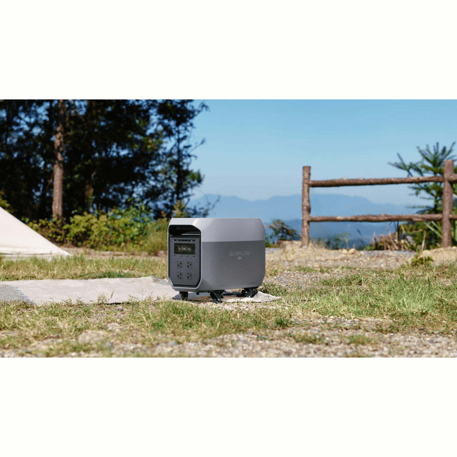 EcoFlow DELTA 3 Max portable power station with a 220W solar panel kit, grey color, and multiple output ports.