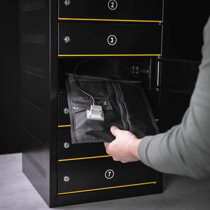 Faraday backpack with RF shielding for secure data storage, designed for forensic and sensitive electronic device protection.