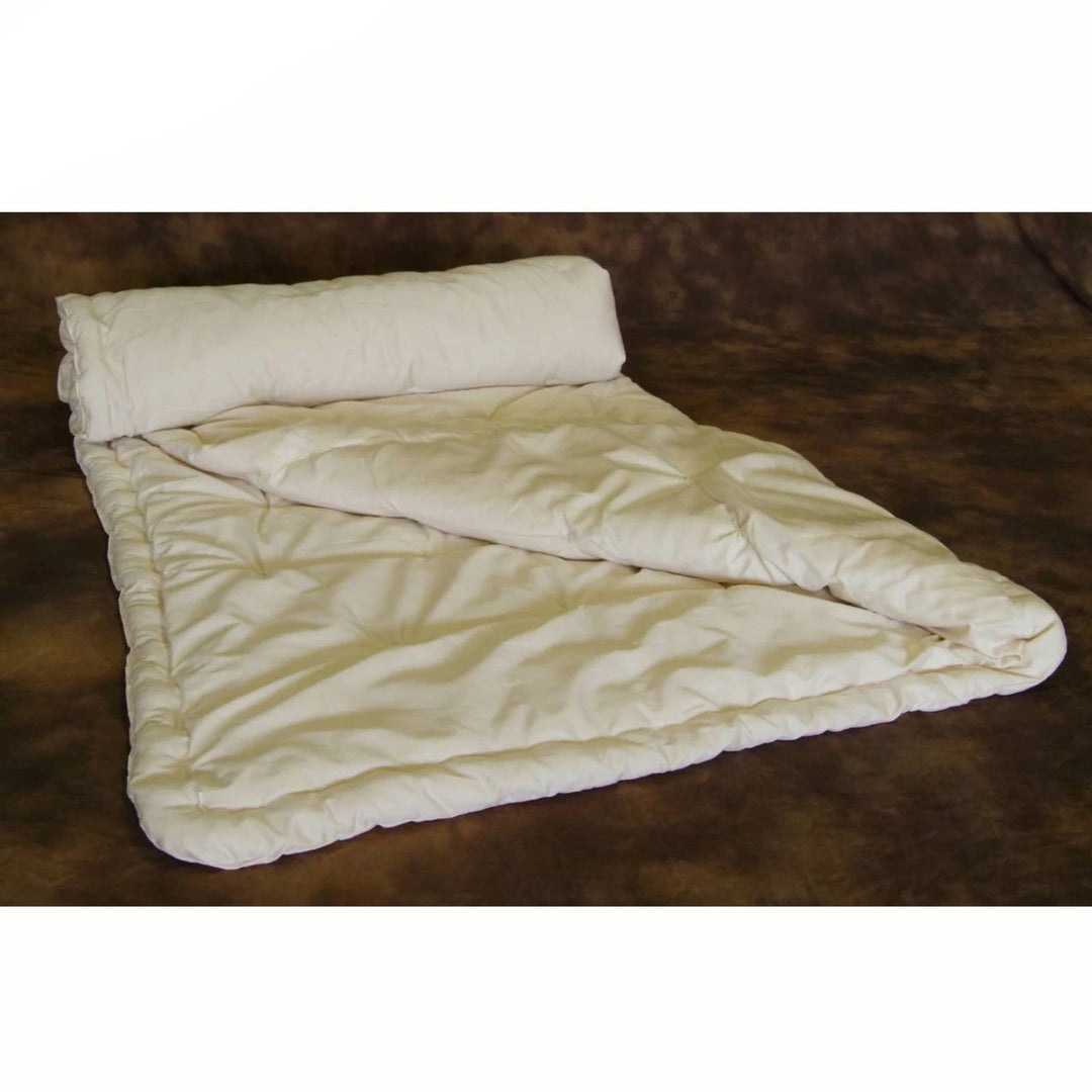 Holy Lamb Organic Wool Comforter in light twin size, 68 x 86 inches, featuring soft, natural wool filling and a breathable cover.