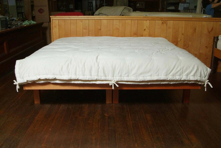 Holy Lamb Organics Comforter Eco Wool All Season King 100" x 86" - POWER FIT SHOP — Powering Preparedness, Health &amp; Home
