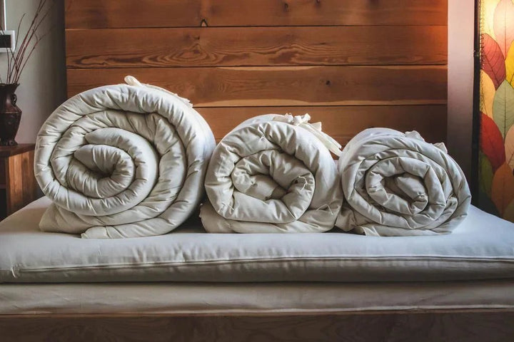 Holy Lamb Organics Comforter Wool Perfect Comfort King 100" x 86" - POWER FIT SHOP — Powering Preparedness, Health &amp; Home