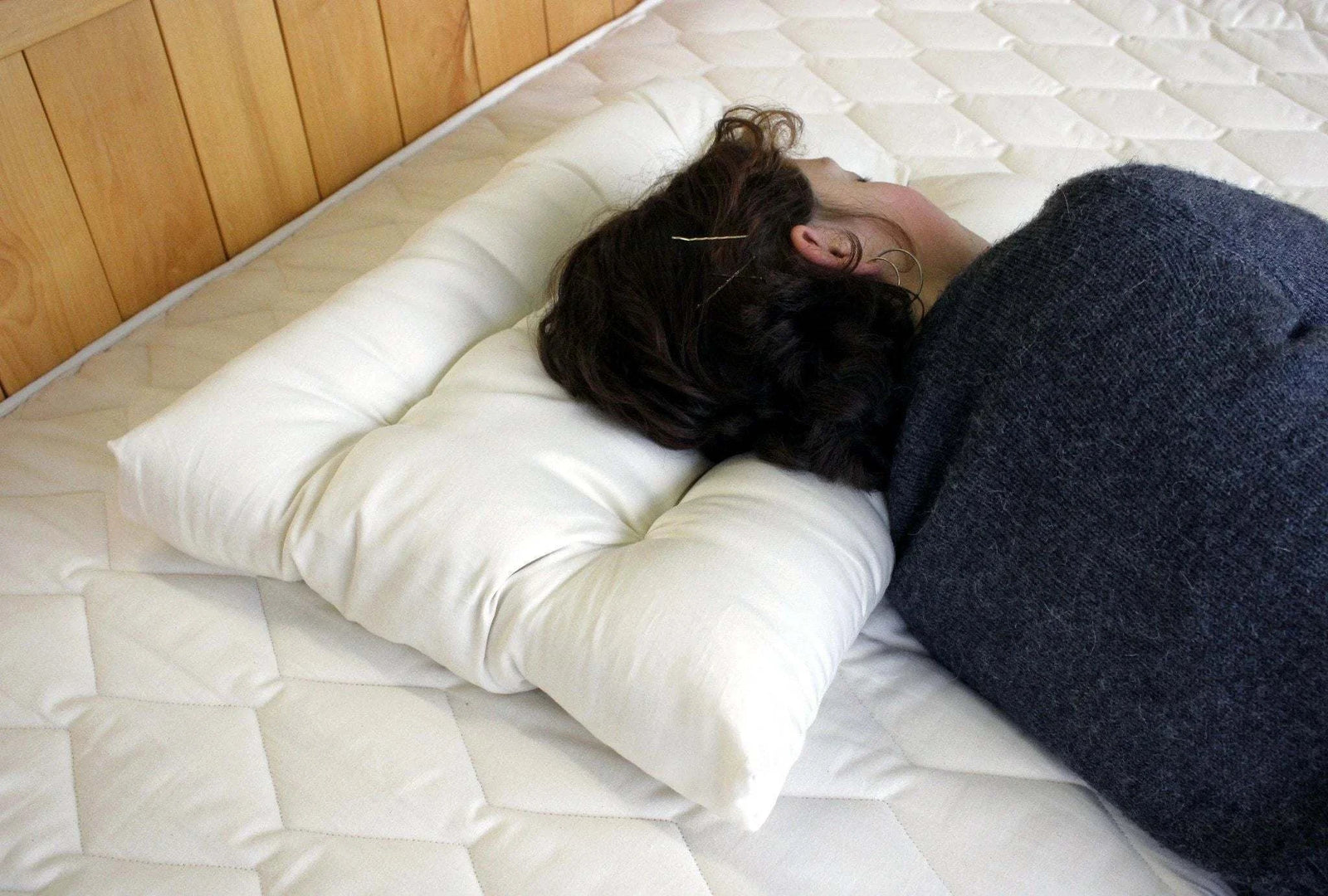 Holy Lamb Organics Neck Pillow Natural Eco - Wool Orthopedic 20" x 24" - POWER FIT SHOP — Powering Preparedness, Health & Home